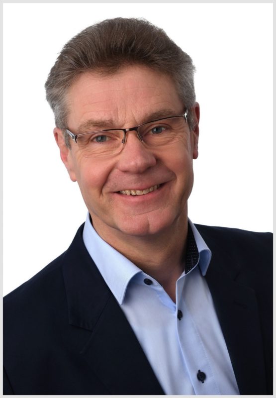 Günter Hovestadt